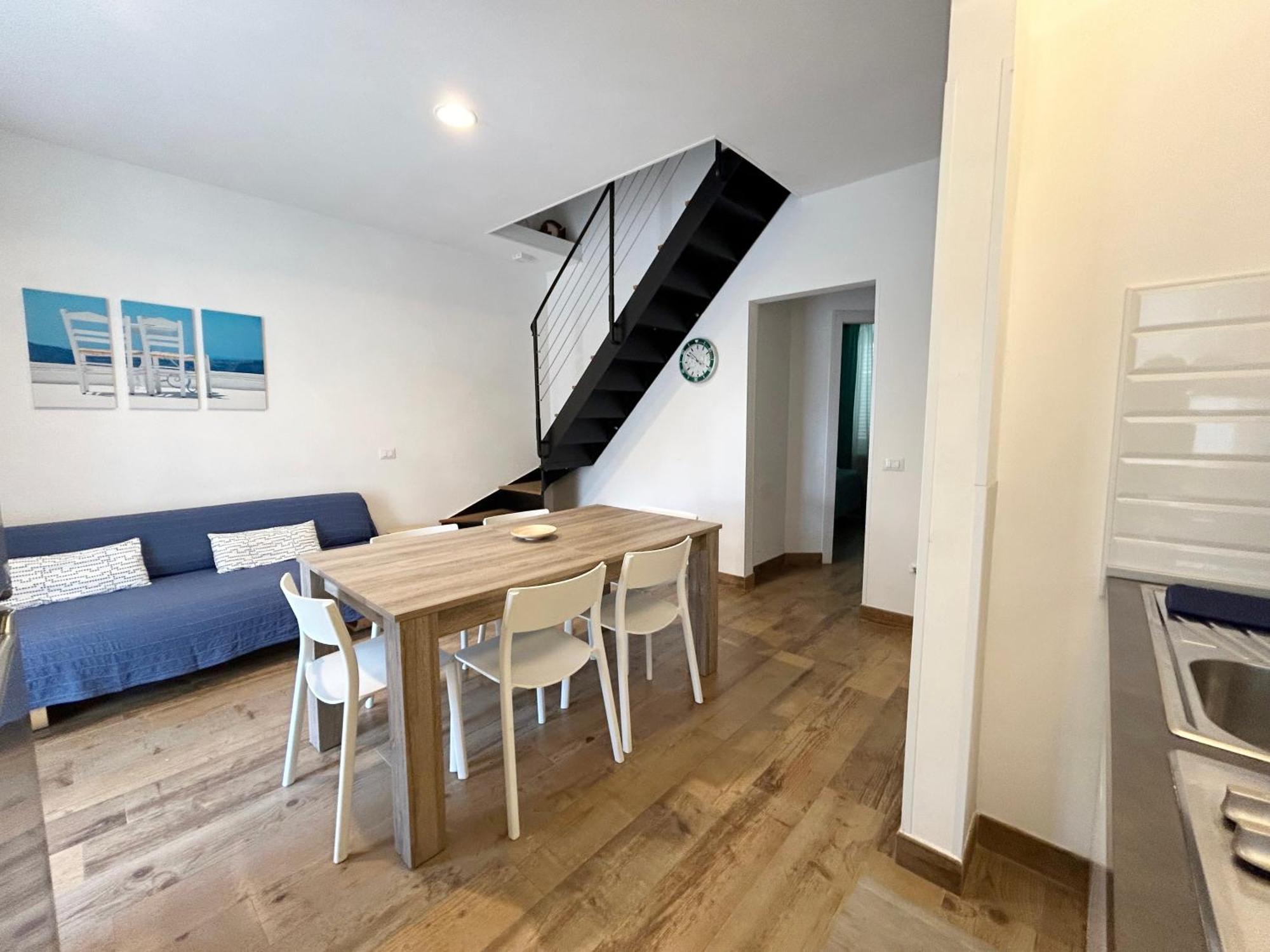 La Casa Di Rosi Al Mare Lägenhet Vada Exteriör bild
