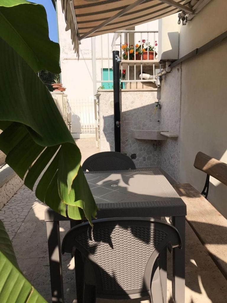 La Casa Di Rosi Al Mare Lägenhet Vada Exteriör bild