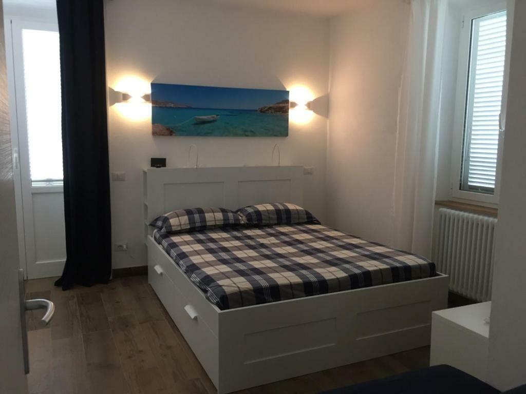 La Casa Di Rosi Al Mare Lägenhet Vada Exteriör bild